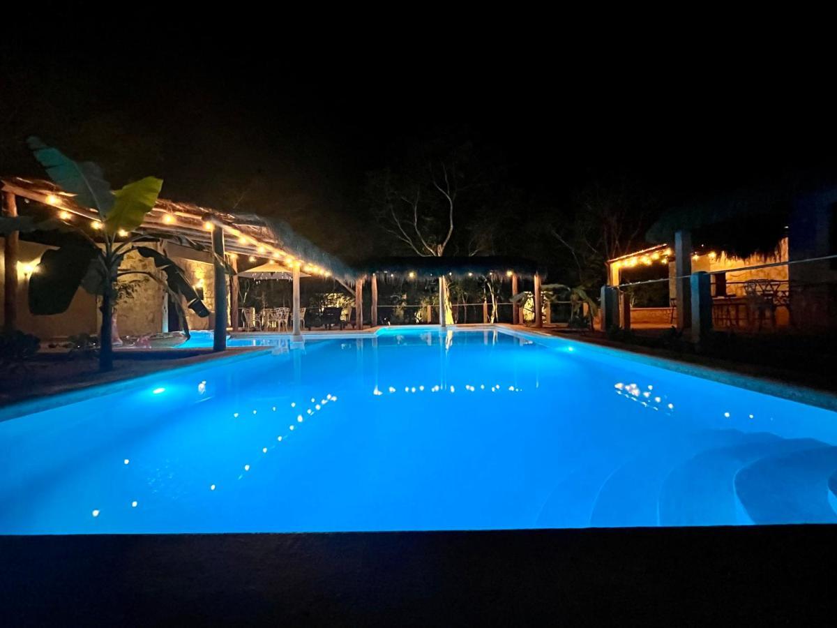 Villas Tikuch Luaran gambar